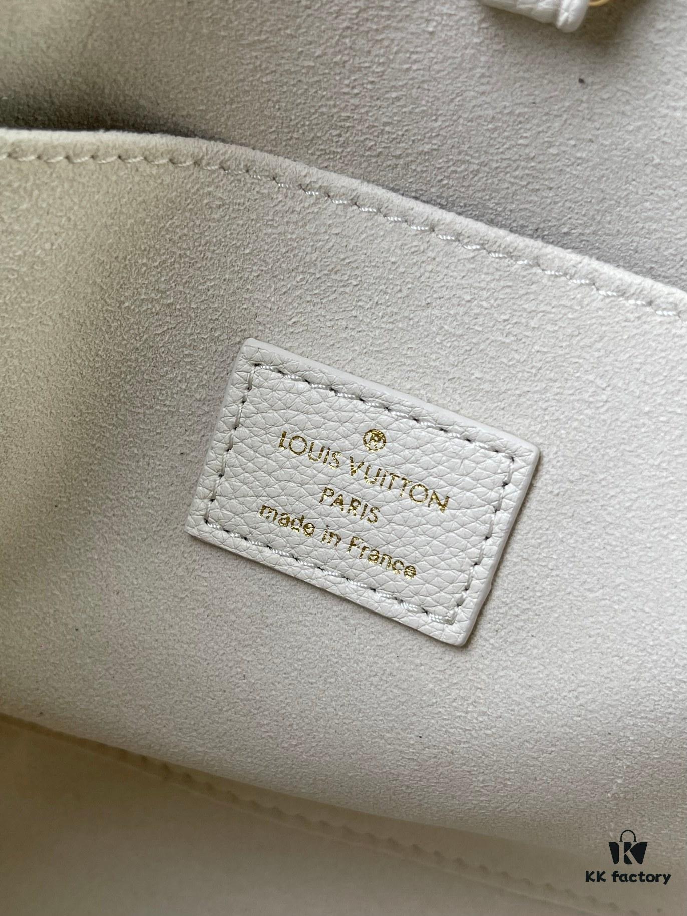 Top-tier Original Order, Exclusive Real Photos: M23637 White Full Leather Square Bag Series Lock & Go Handbag M22311