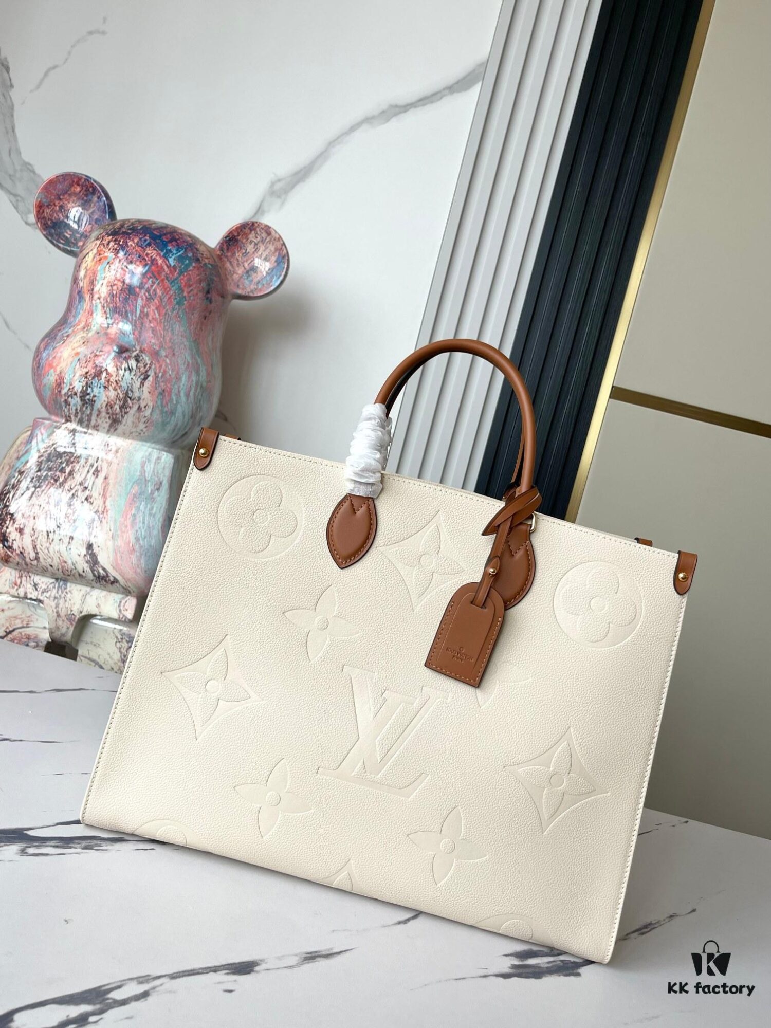 Top-Grade Full-Grain Leather, Exclusive Real Photos: M45933 White Beige Matelassé, Mama Bag Series M45081 Milky White M44925 Black Size: 41.0 x 34.0 x 19.0 cm Louis Vuitton Onthego Large Tote