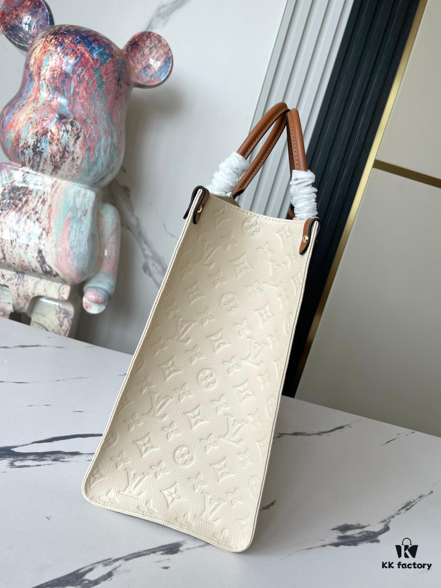 Top-Grade Full-Grain Leather, Exclusive Real Photos: M45933 White Beige Matelassé, Mama Bag Series M45081 Milky White M44925 Black Size: 41.0 x 34.0 x 19.0 cm Louis Vuitton Onthego Large Tote