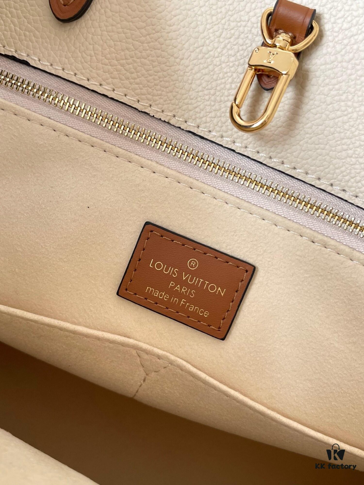 Top-Grade Full-Grain Leather, Exclusive Real Photos: M45933 White Beige Matelassé, Mama Bag Series M45081 Milky White M44925 Black Size: 41.0 x 34.0 x 19.0 cm Louis Vuitton Onthego Large Tote