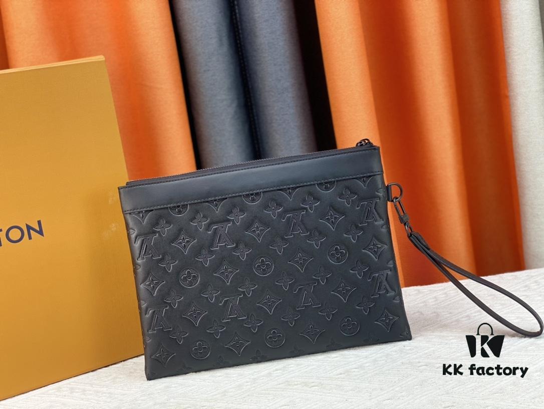 M81848 M81569 M82079 Exclusive Real Shot! To-Go Handheld Bag from Louis Vuitton's Late 2022 'Room with a View' Collection