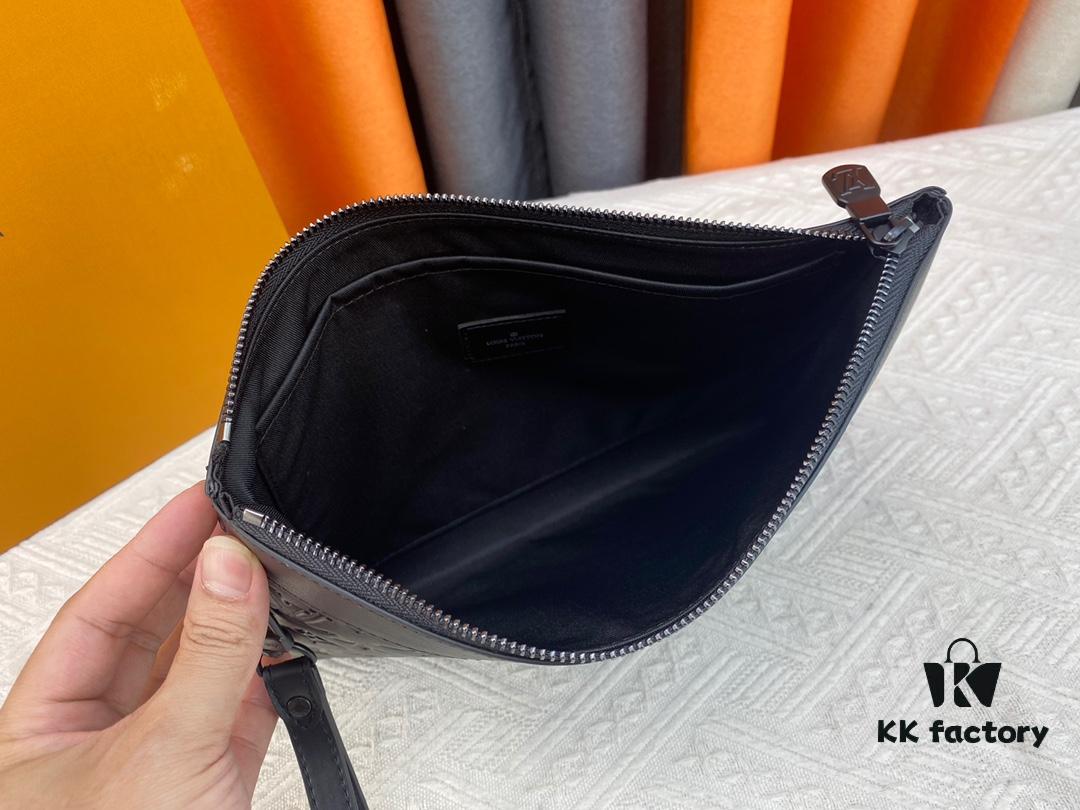 M81848 M81569 M82079 Exclusive Real Shot! To-Go Handheld Bag from Louis Vuitton's Late 2022 'Room with a View' Collection