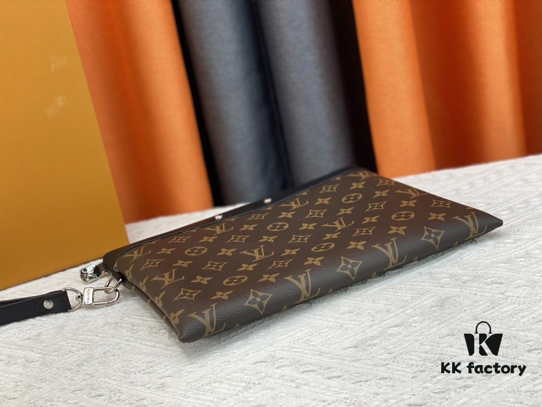 M81848 M81569 M82079 Exclusive Real Shot! To-Go Handheld Bag from Louis Vuitton's Late 2022 'Room with a View' Collection