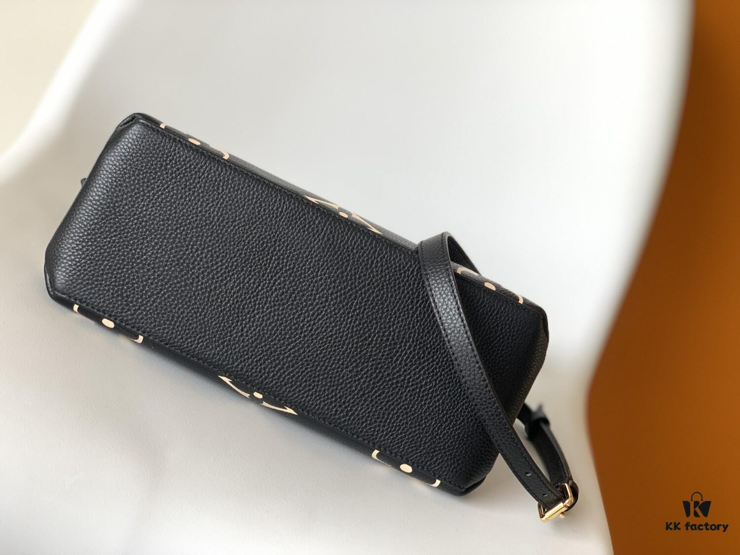 Petit Palais Handbag in Grained Leather with Monogram Flower and LV Initials