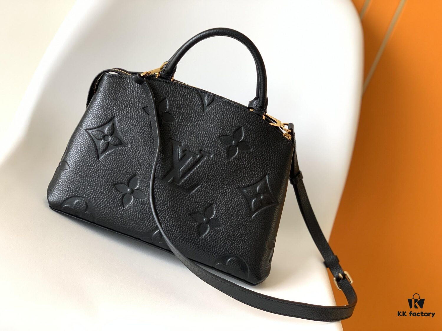 Petit Palais Handbag in Grained Leather with Monogram Giant Print