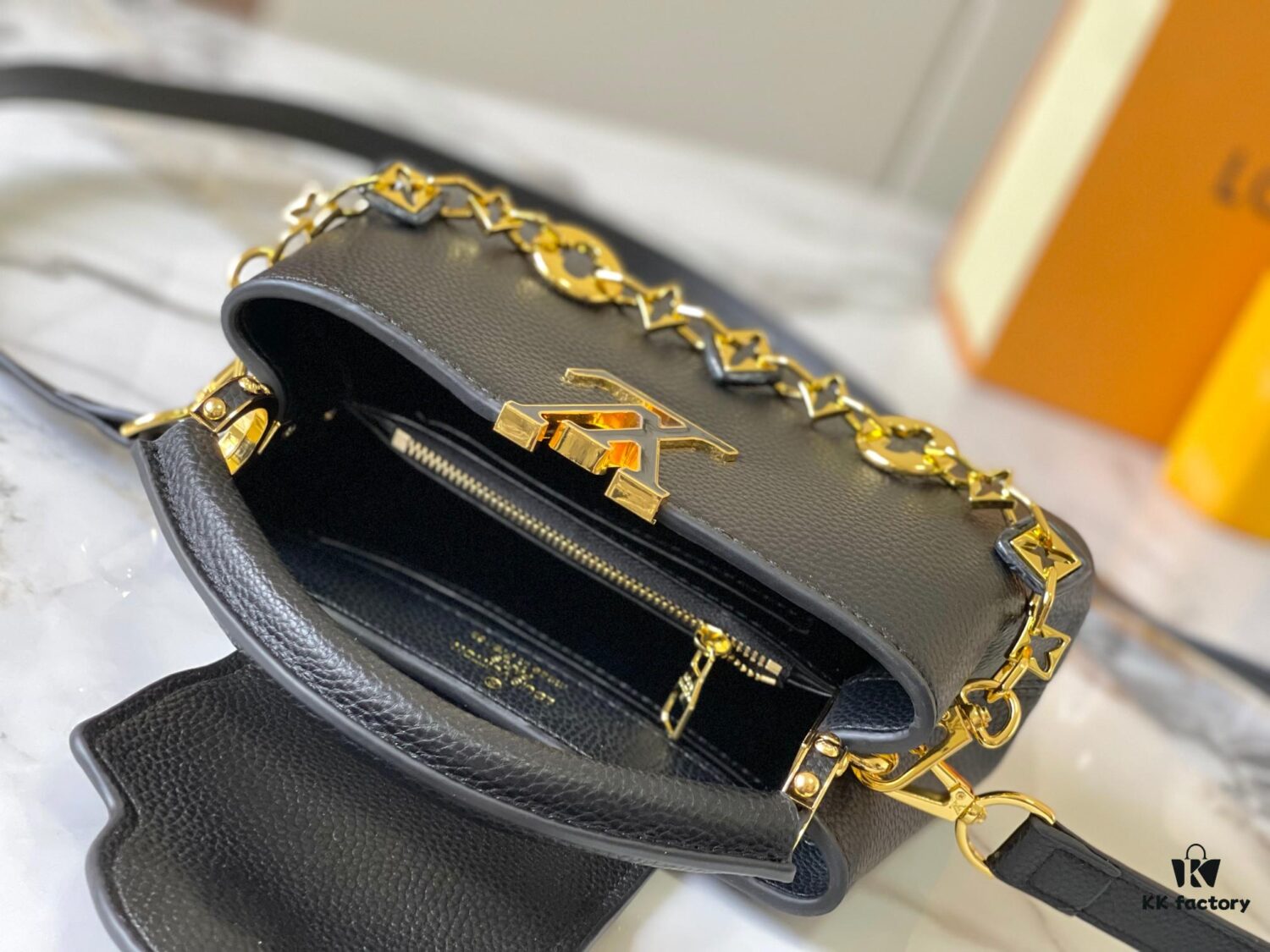 Top-Quality Original M14393 Black Capucines East West Mini Handbag