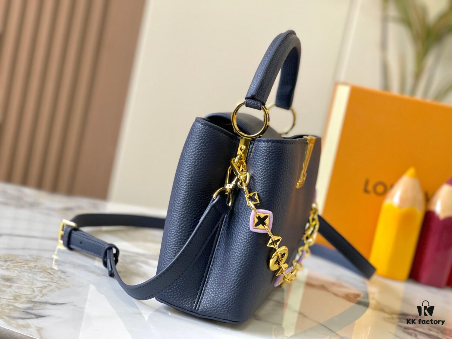 Guangzhou Stock Top Quality Original M14971 Blue Capucines BB Handbag