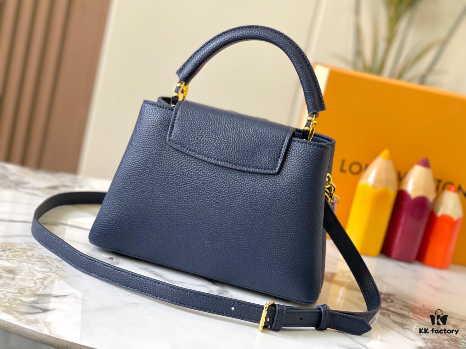 Guangzhou Stock Top Quality Original M14971 Blue Capucines BB Handbag