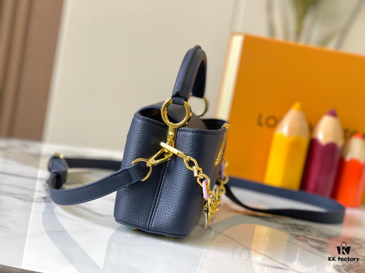 Guangzhou Stock Top Original M14393 Blue Capucines East West Mini Handbag