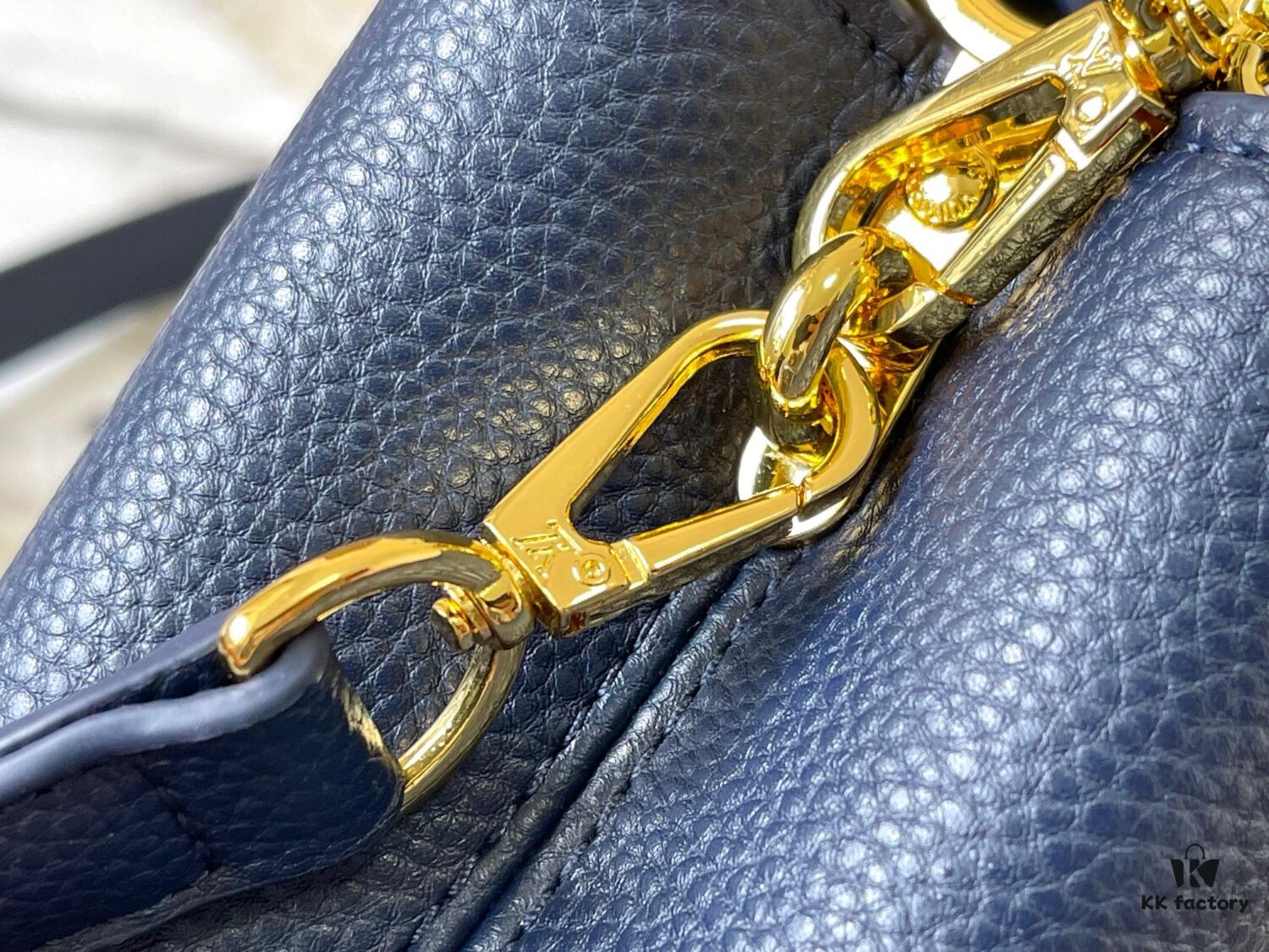 Guangzhou Stock Top Original M14393 Blue Capucines East West Mini Handbag