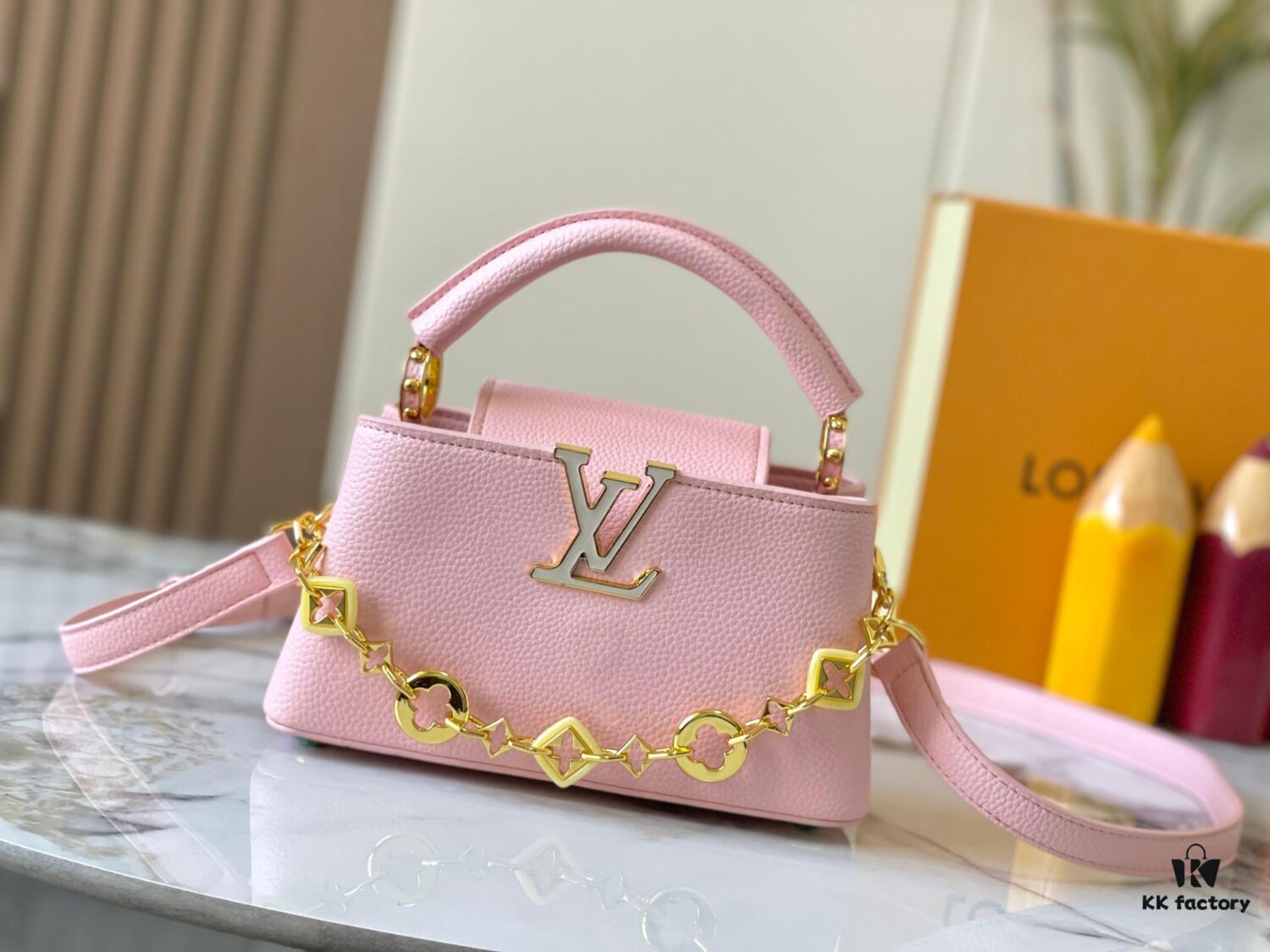 Guangzhou Stock Top Quality Original M14393 Pink Capucines East West Mini Handbag