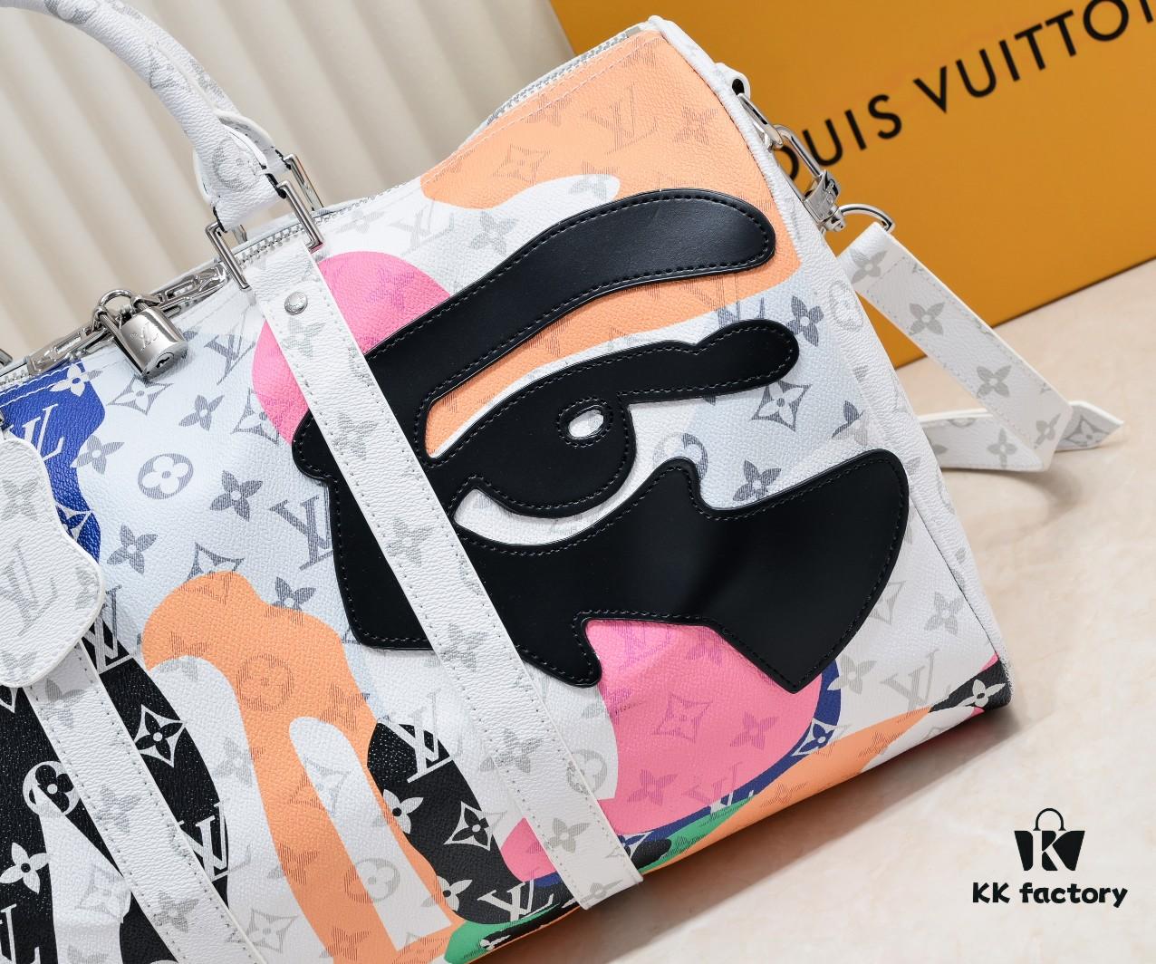 Keepall Bandoulière 45 Travel Bag in Monogram Coated Canvas and Cowhide Leather