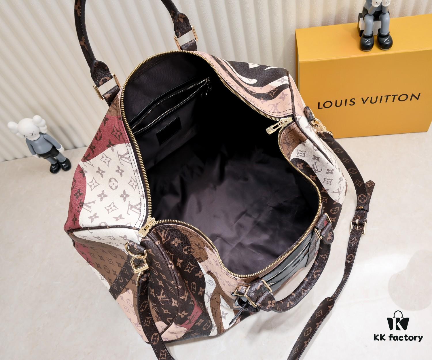 LV Portrait Collection Keepall Bandoulière 55 Travel Bag