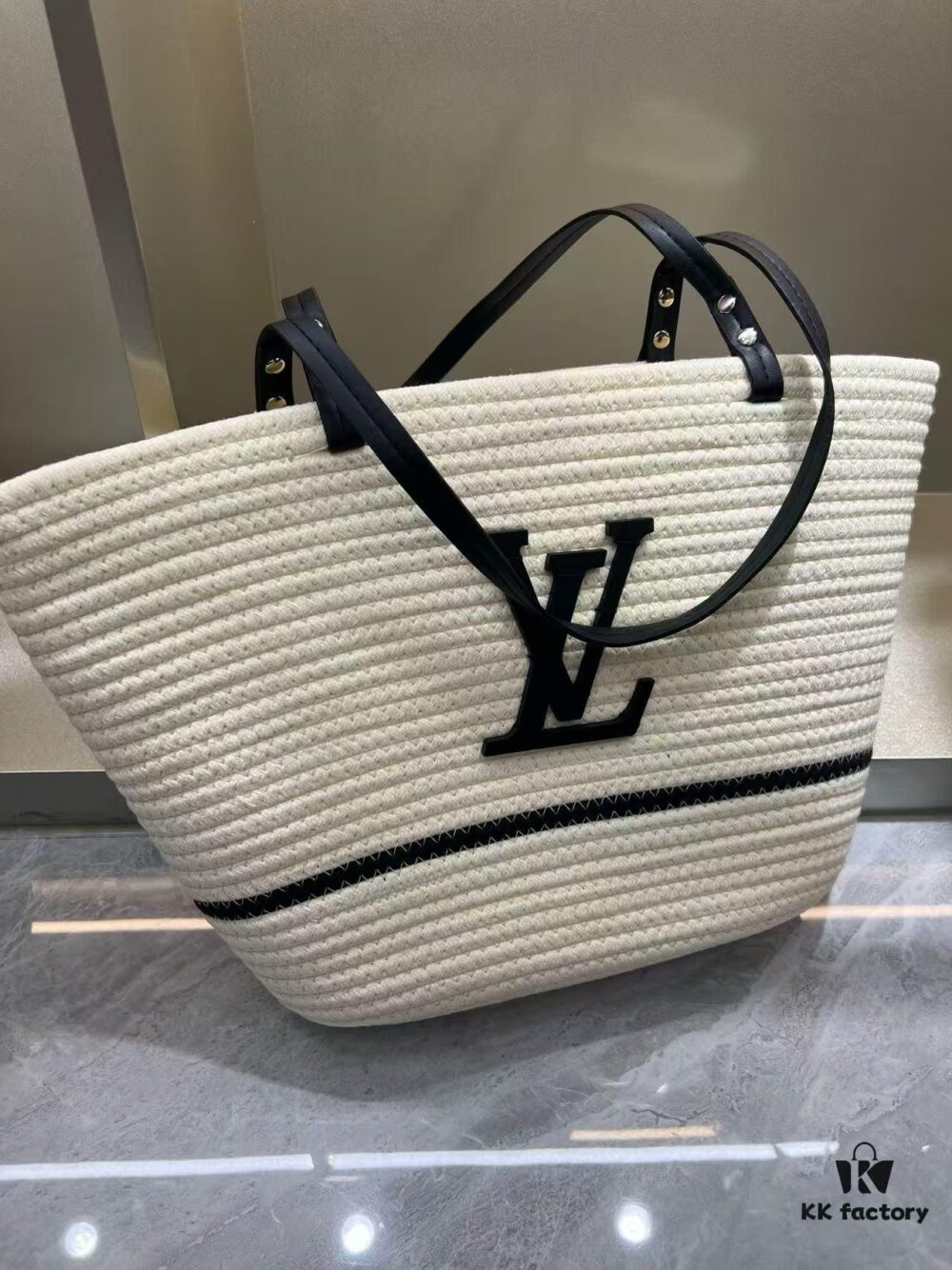 LV Summer New Arrival Woven Tote Bag Large Capacity Vacation Beach Bag Shoulder Bag