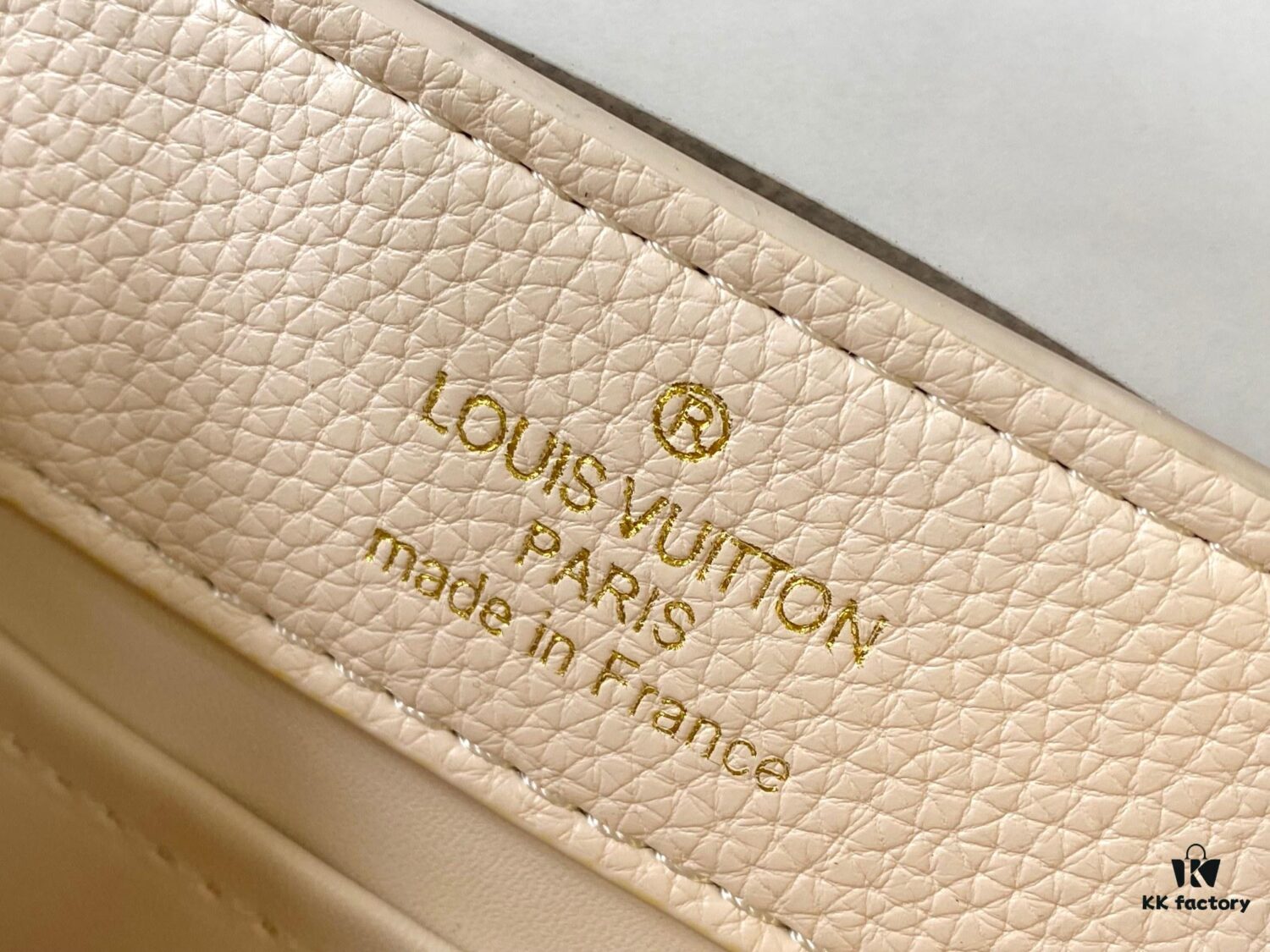 Upgraded M23082 White