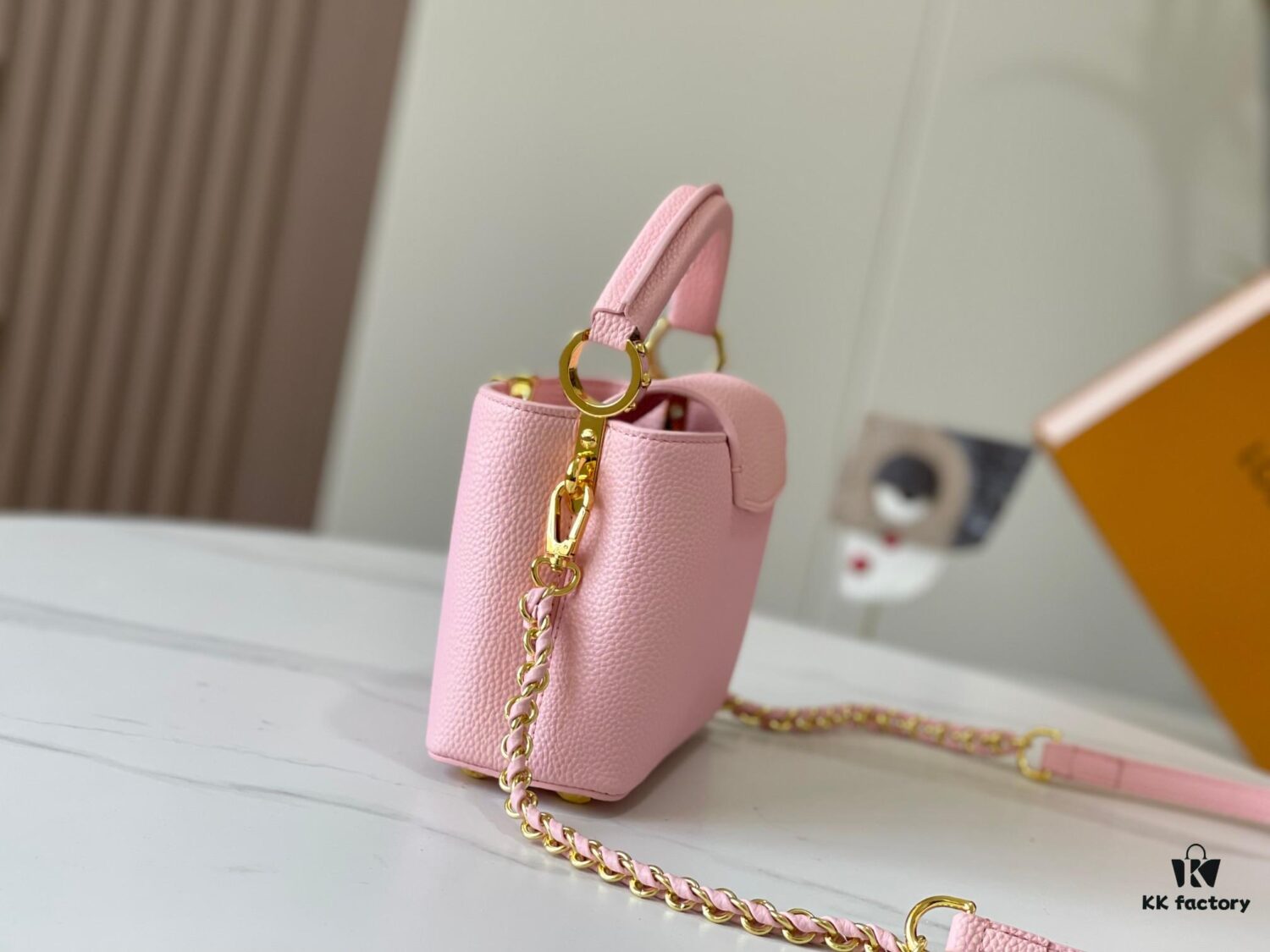 Upgraded M59850 Stellar Pearlized Powder with Mother-of-Pearl Buttons