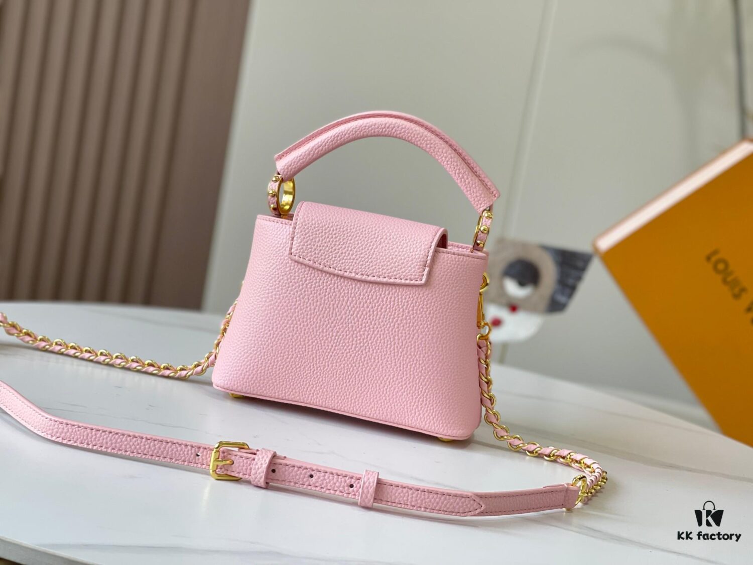 Upgraded M59850 Stellar Pearlized Powder with Mother-of-Pearl Buttons