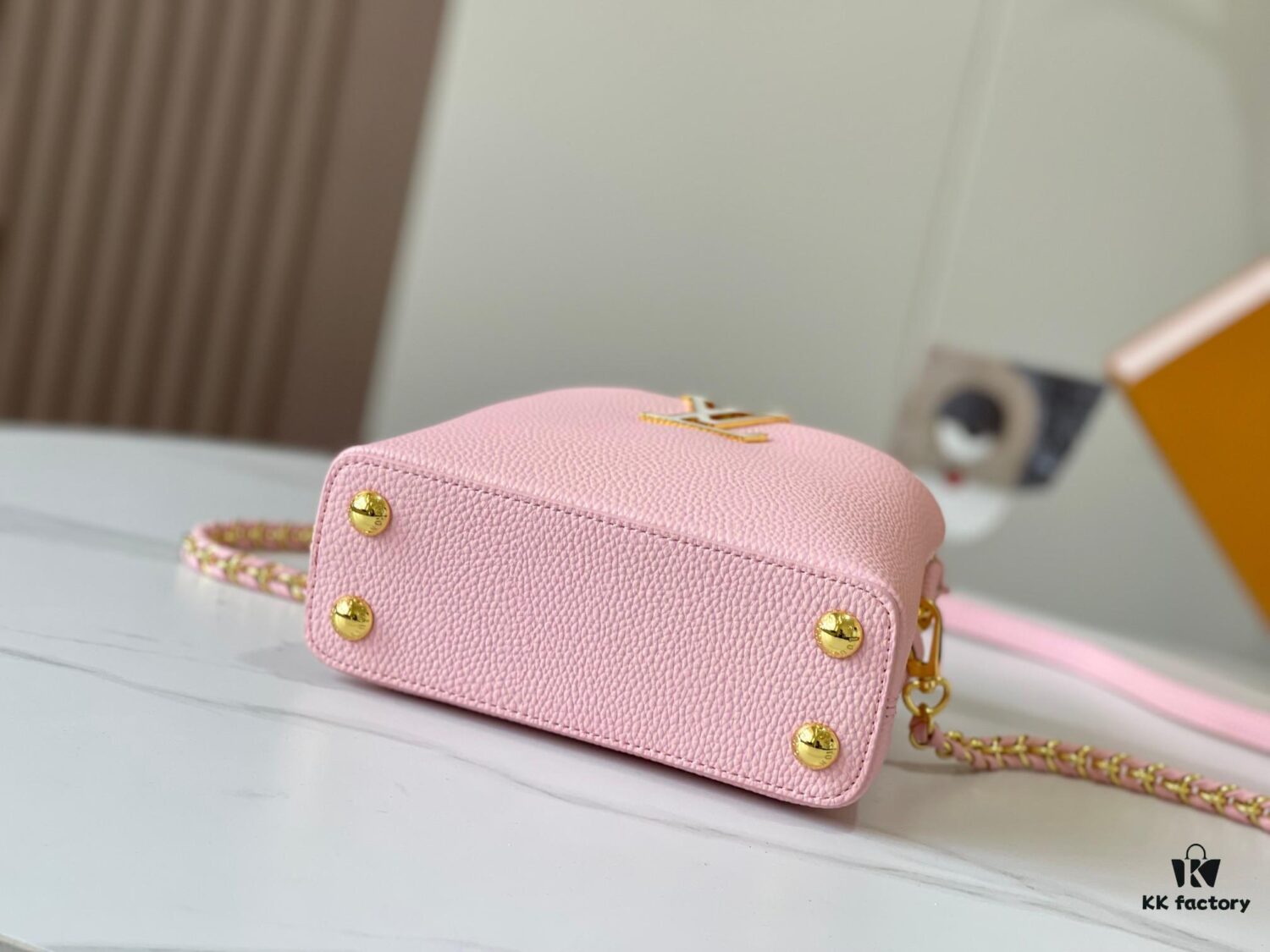 Upgraded M59850 Stellar Pearlized Powder with Mother-of-Pearl Buttons