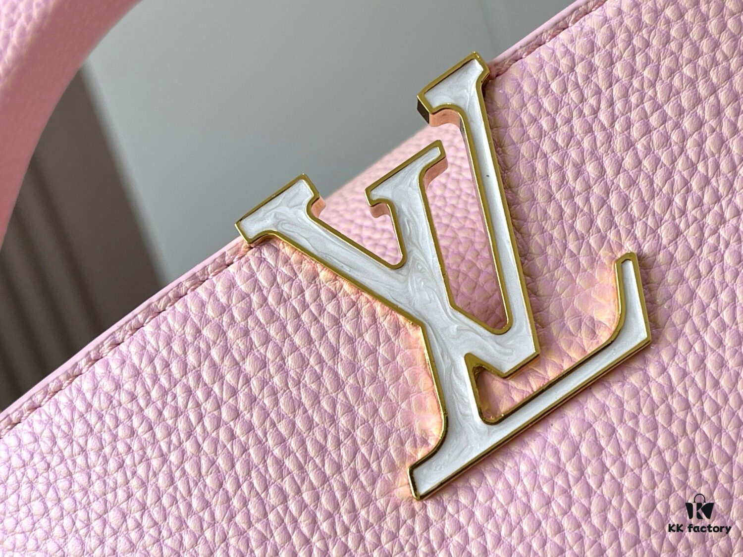 Upgraded M59850 Stellar Pearlized Powder with Mother-of-Pearl Buttons