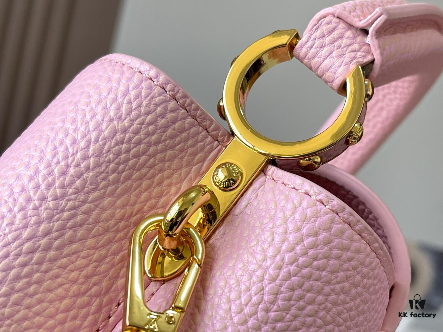 Upgraded M59850 Stellar Pearlized Powder with Mother-of-Pearl Buttons