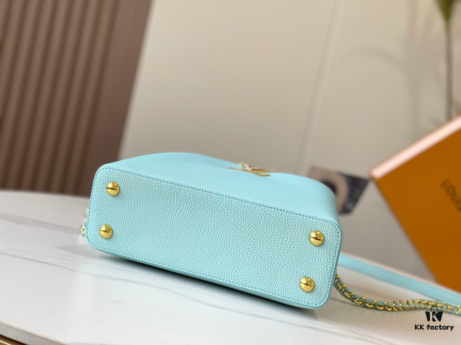 Upgraded M59868 Stellar Pearl Green Shell Button Capucines BB Bag