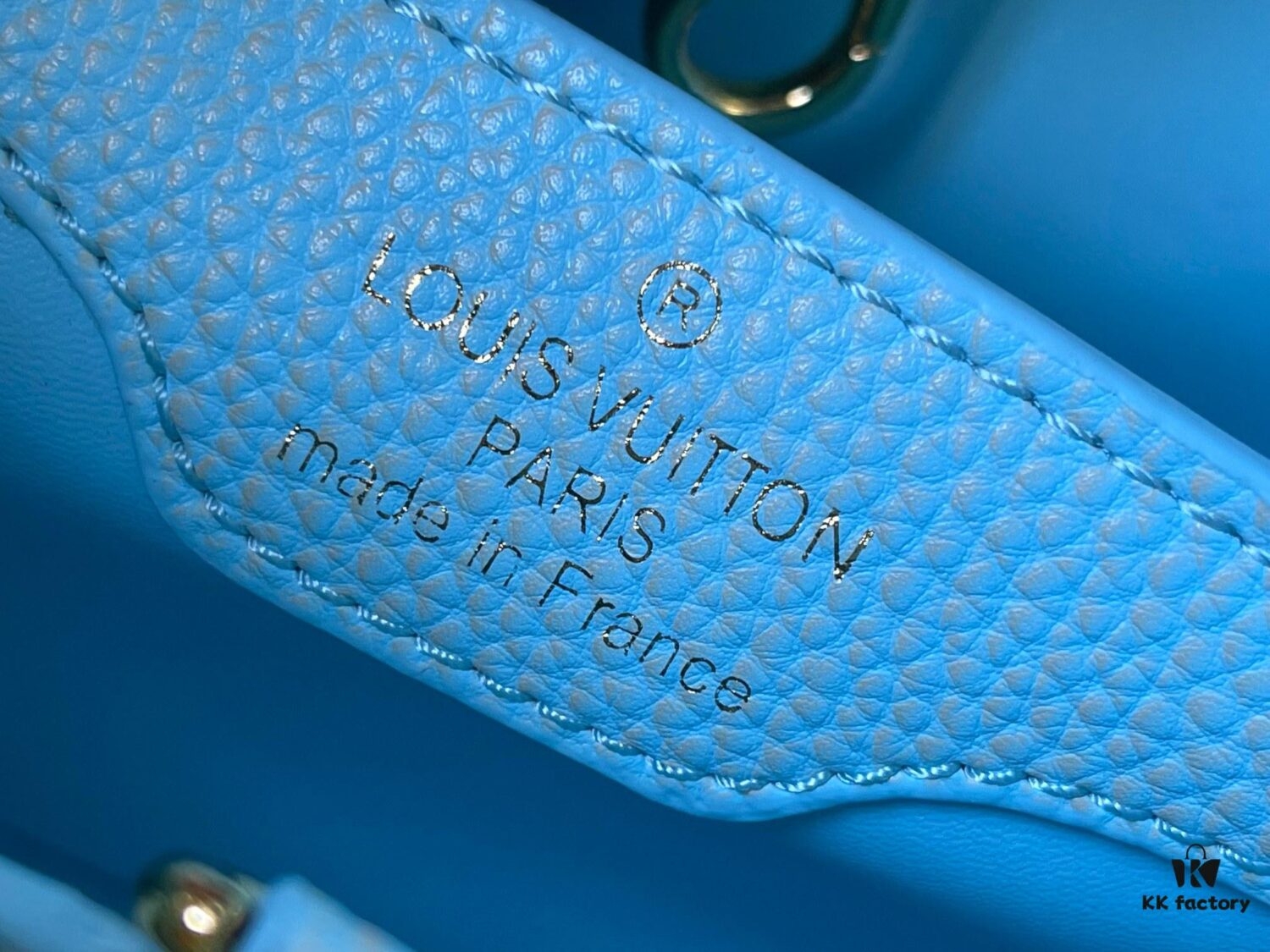 Upgraded M59868 Stellar Pearl Green Shell Button Capucines BB Bag