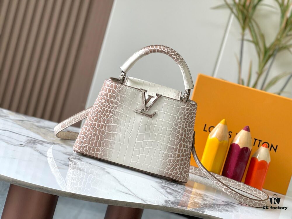 Guangzhou Stock Top Quality Original Capucines BB