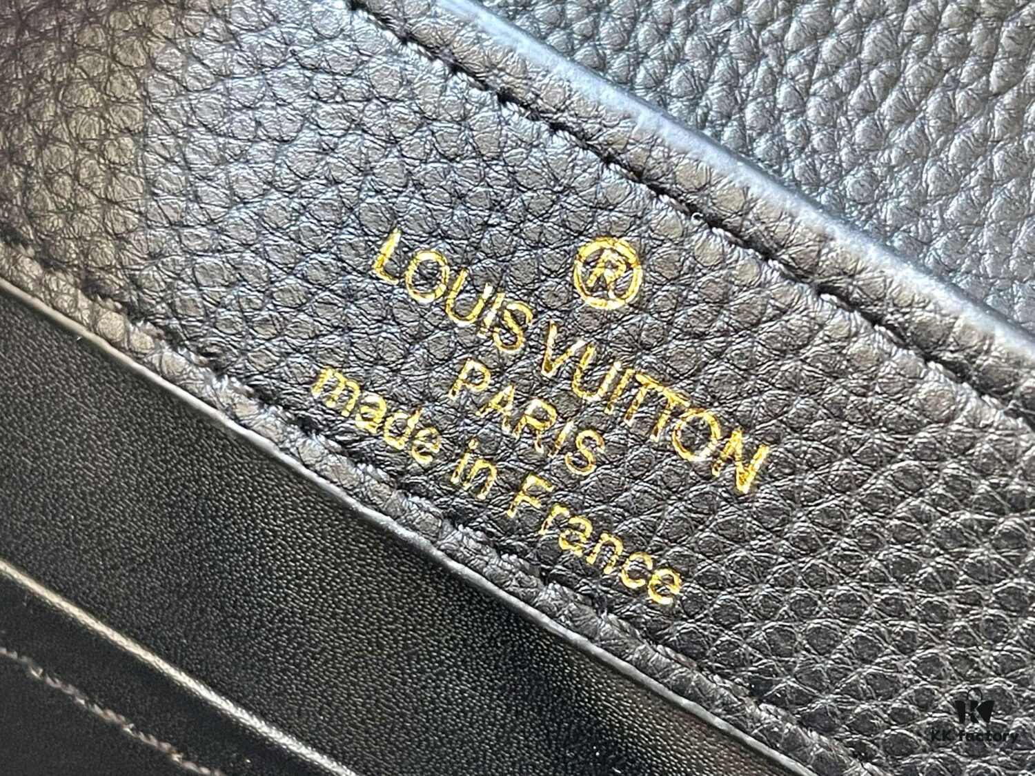 Upgraded M23765 Black and White Mother-of-Pearl Flower Crown Bag