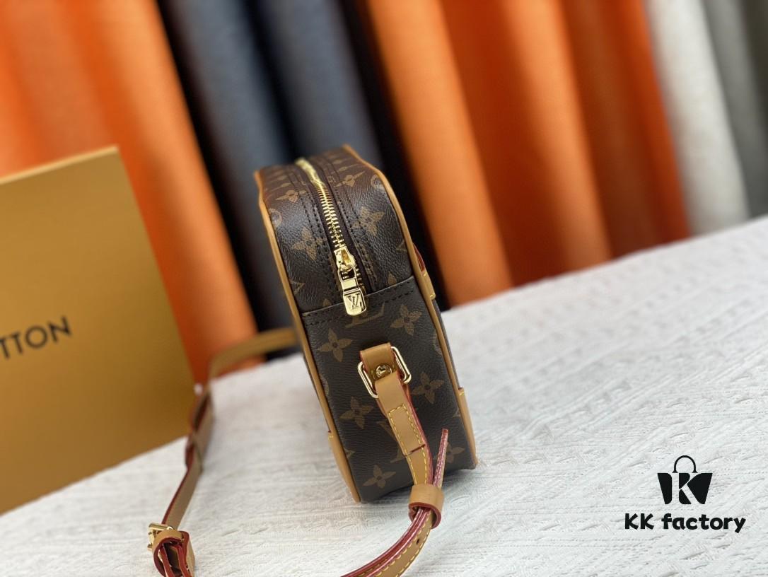 Top Quality Original LV Classic Crossbody Bag, Model No. M51274, Monogram Pattern, Small Square Design with Adjustable Full-Grain Leather Shoulder Strap