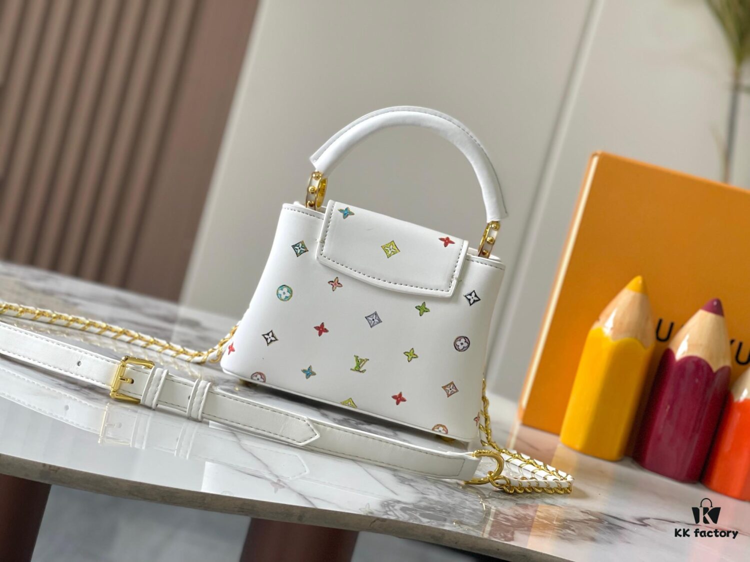 Guangzhou Stock Top Quality Original Capucines Mini Model: 14165 White Material: Canvas Graffiti Hardware Upgraded Features: LV Initials, Unique Edge Ring, Exquisite Monogram Flower on Flap