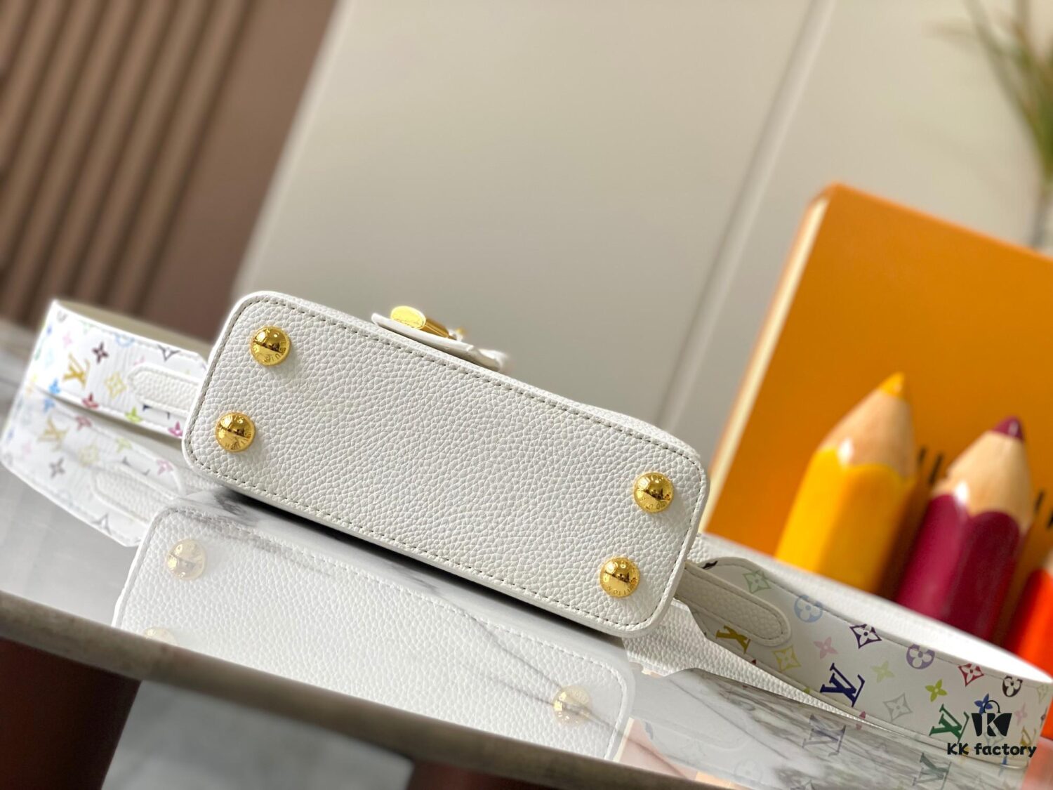 Guangzhou Stock Top Quality Original Version Capucines Mini Model: 12352 White with 33 Colorful Elements Material: Crushed Calfskin Hardware Upgraded Features: LV Initials, Unique Border Ring, Exquisite Monogram Flower on Flap Closure Dimensions: 21×14×8cm