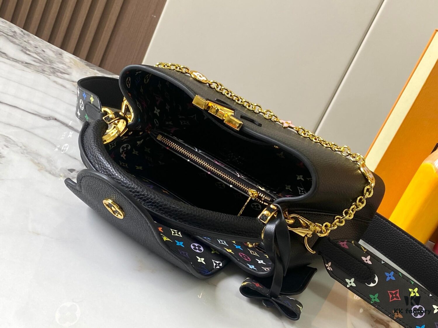 Guangzhou Stock Top Quality Original Capucines BB