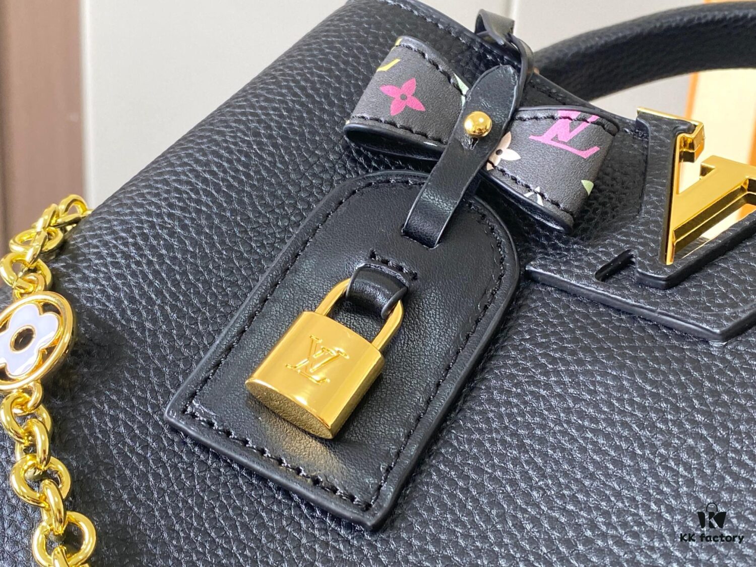 Guangzhou Stock Top Quality Original Capucines BB