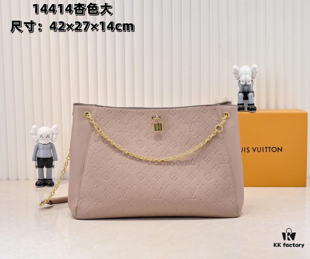 M14414 M14659 M14234 This Anytime Medium Bag Reimagines the Classic 1988 Promenade Bag