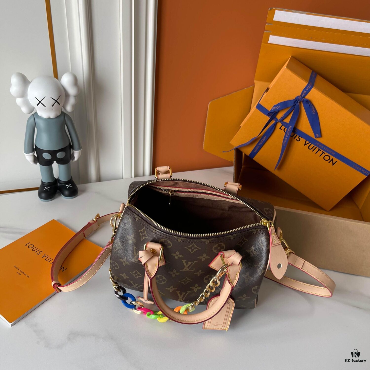 Upgraded M40395-M13805-M13257-M24422-M24423-89108-14174 M13806 40391 40390 LV Murakami Collaboration Nano Speedy Handbag