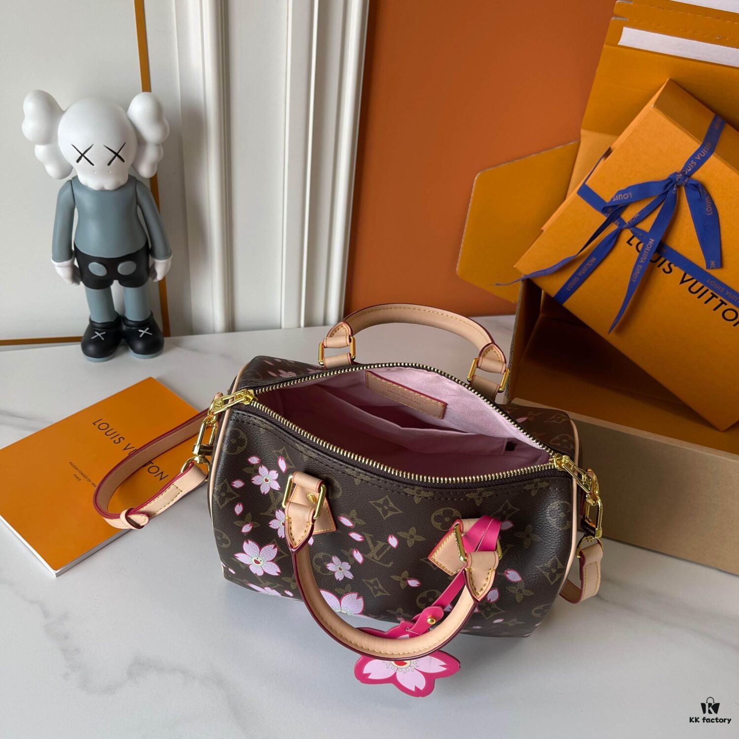 Upgraded M40395-M13805-M13257-M24422-M24423-89108-14174 M13806 40391 40390 LV Takashi Murakami x Nano Speedy Bag