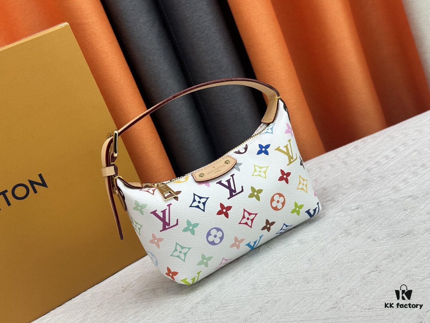 Official Latest Model (Authentic Photos, Accurate Match) M82949 LV x Takashi Murakami Collaboration Nano Speedy Bag