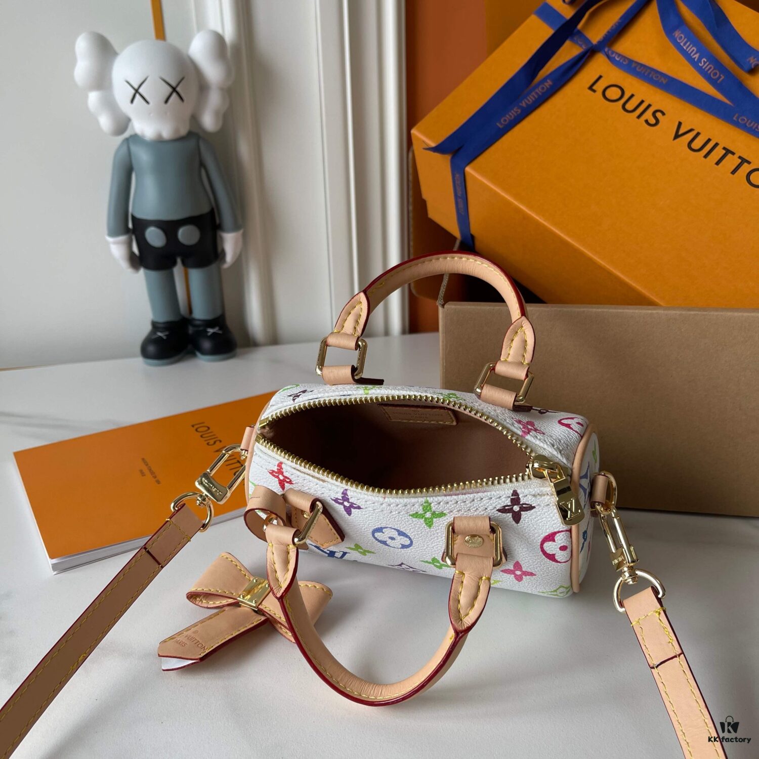 Upgraded Version 160 M13406 M13391 (Authentic Photos, Accurate Match) M81085 New Denim LV x Murakami Collaboration NANOSPEEDY Bag