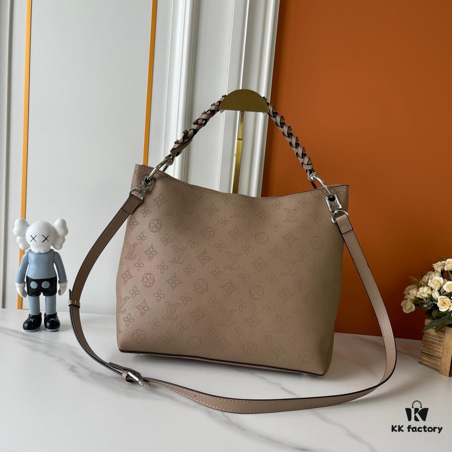 Upgraded Version 180 ‼️ M56073 M56084 Beaubourg Hobo Medium Handbag