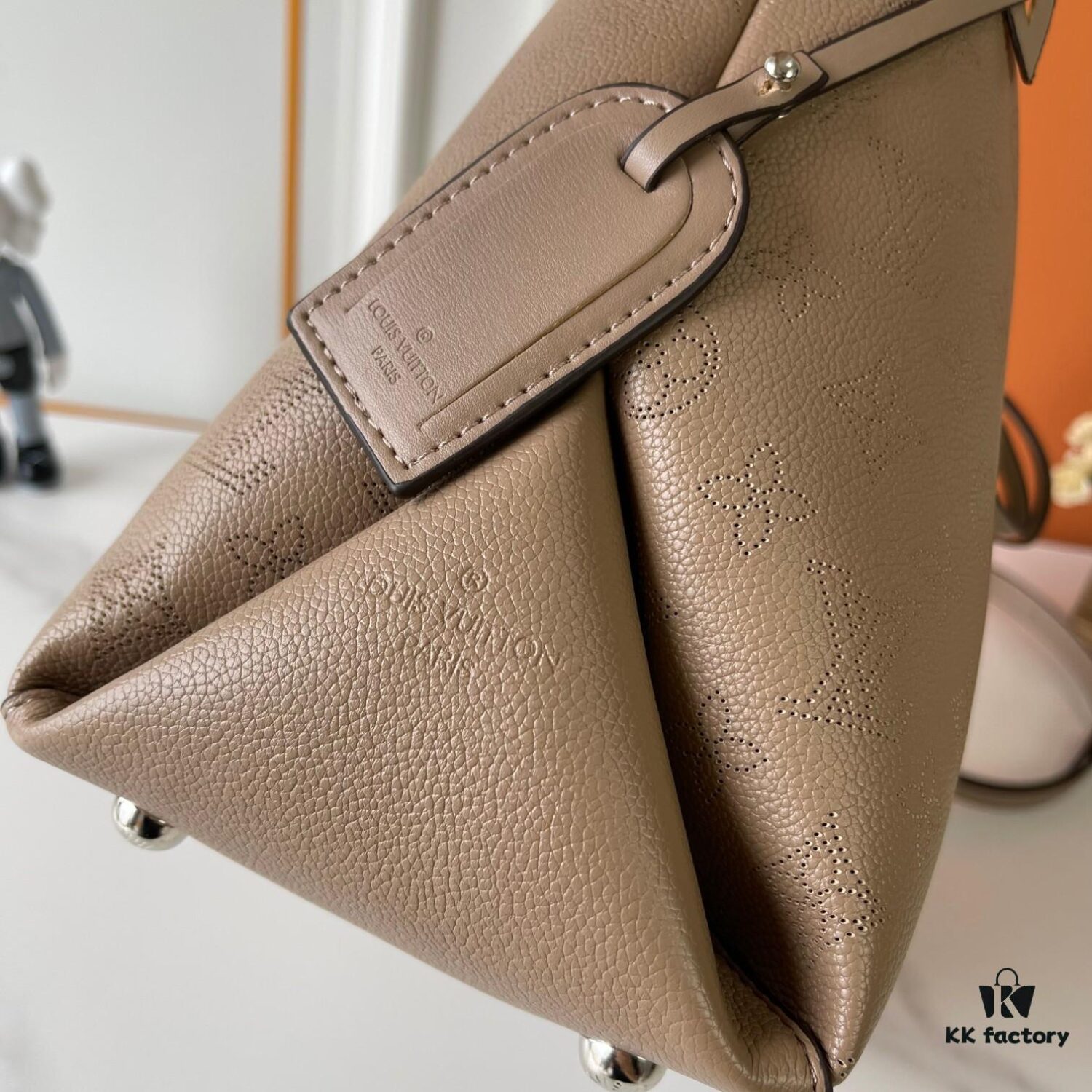 Upgraded Version 180 ‼️ M56073 M56084 Beaubourg Hobo Medium Handbag