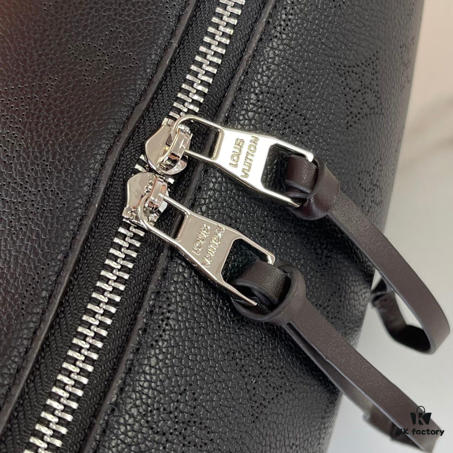 Upgraded Version 180‼️ M56073 M56084 Beaubourg Hobo Medium Leather Handbag