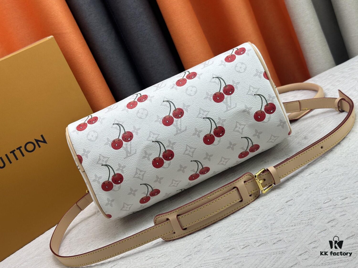 M17089 M40391 Louis Vuitton Cherry Series Handbag from 2005, Designed by Takashi Murakami