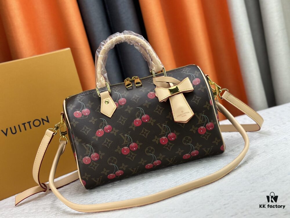 M17089 M40391 Louis Vuitton Cherry Series Handbag from 2005 Designed by Takashi Murakami