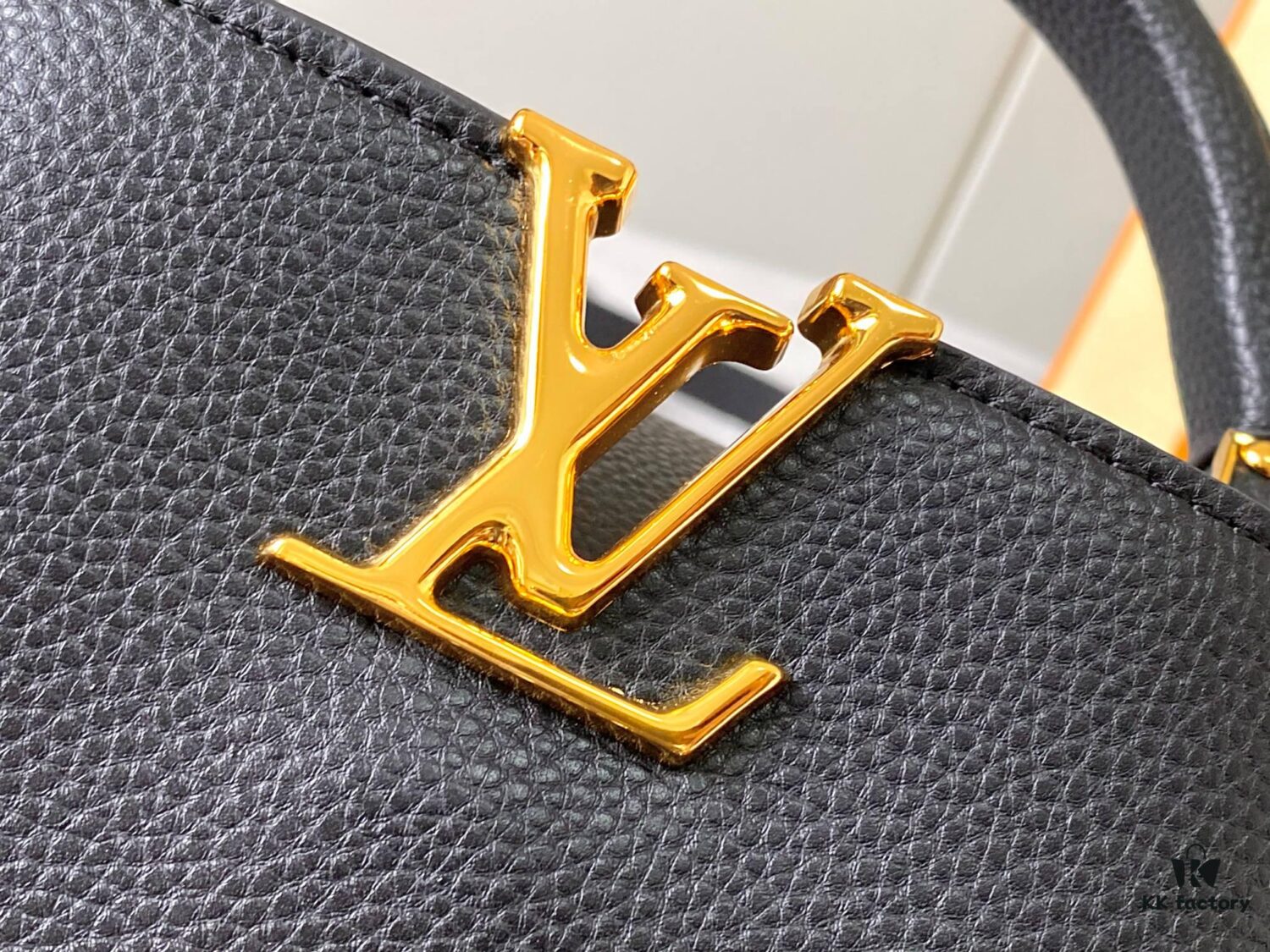 69307b546e68136f4d9a6e66 Top Quality Original Guangzhou Stock 🇫🇷 M12935 Capucines Mini Bag from the Capucines Chain On You Collection