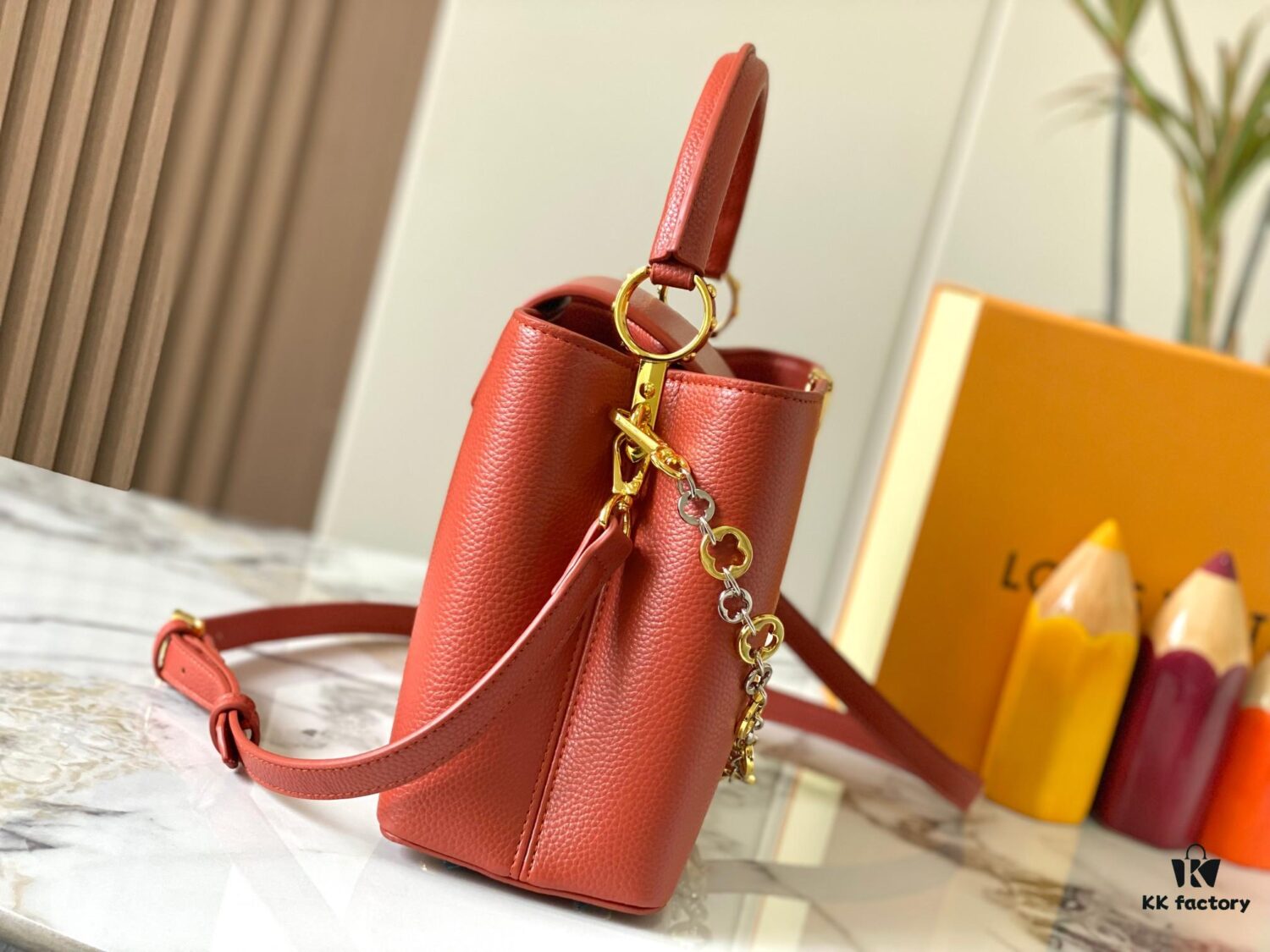 69307b576e68136f4d9a6e6a Top Quality Original Guangzhou Stock 🇫🇷 M12938 Medium Capucines Handbag from ChainOnYou Collection