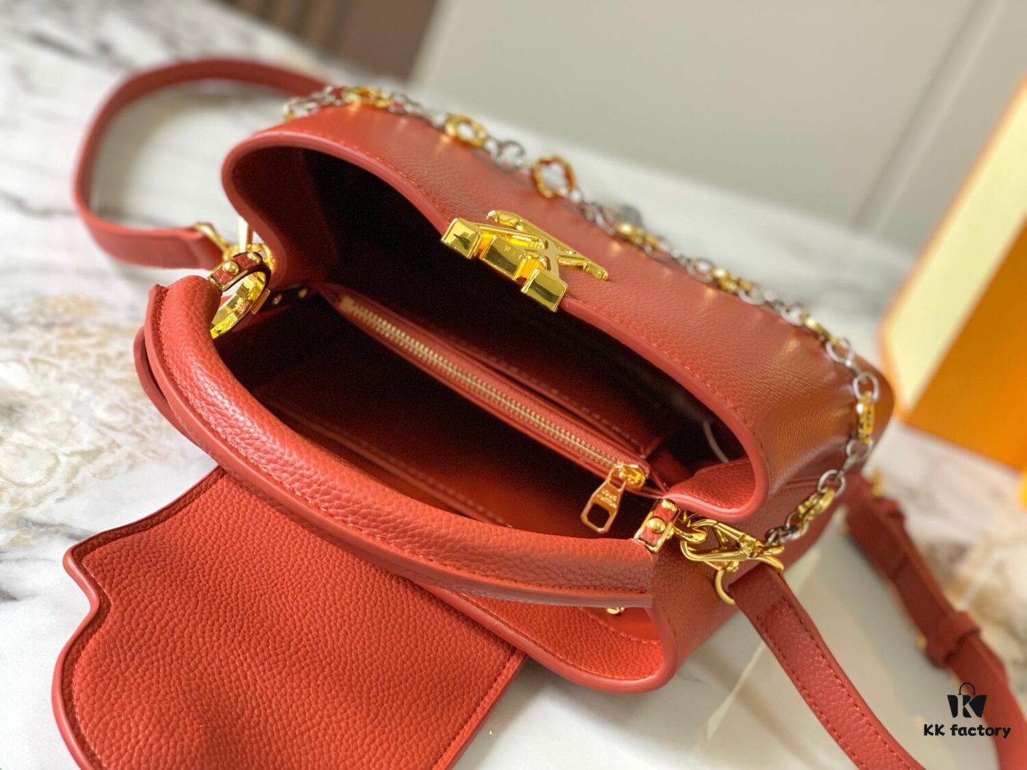 69307b5f6e68136f4d9a6e78 Top Quality Original Guangzhou Stock 🇫🇷 M12936 Capucines BB Handbag