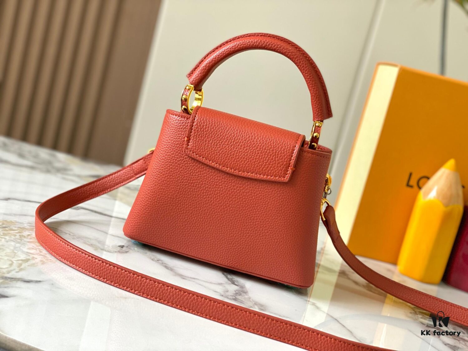 Top Quality Original Guangzhou Goods 🇫🇷 M12935 Capucines Mini Bag from the Capucines Chain On You Collection