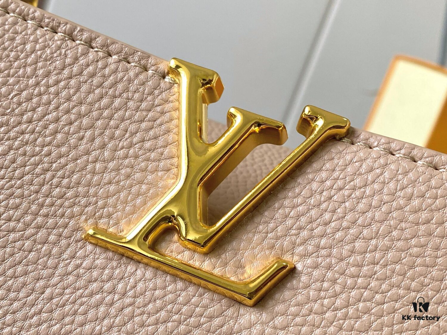 69307b676e68136f4d9a6e88 Top Quality Original Guangzhou Stock 🇫🇷 M12938 ChainOnYou Capucines Medium Handbag in Taurillon Cowhide Leather