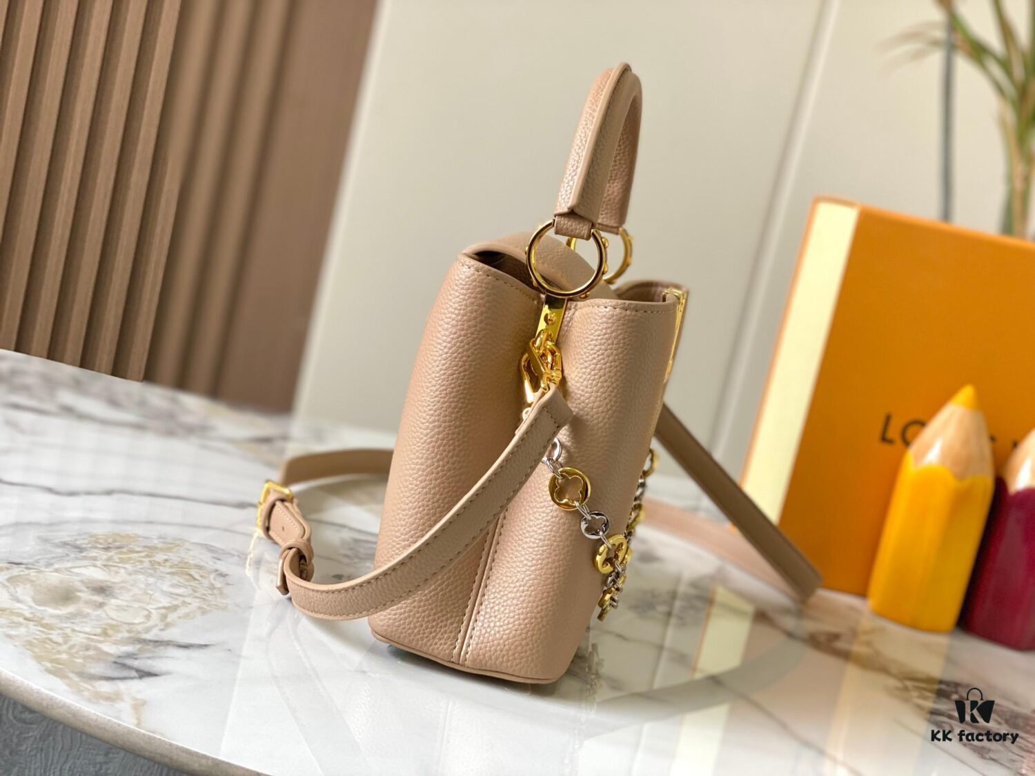 69307b696e68136f4d9a6e8a Top Quality Original Guangzhou Stock 🇫🇷 M12936 Capucines BB Handbag