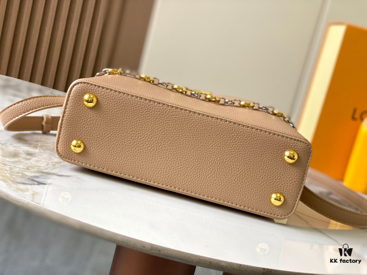 69307b6b6e68136f4d9a6e90 Top Quality Original Guangzhou Stock 🇫🇷 M12936 Capucines BB Handbag